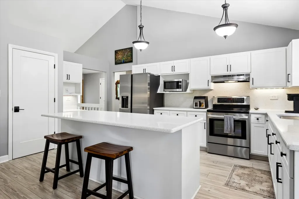 1153 Brighton Road Naperville IL 60563