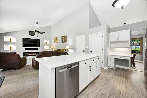 1153 Brighton Road Naperville IL 60563