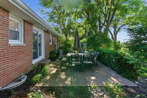 120 Terry Drive Sugar Grove IL 60554