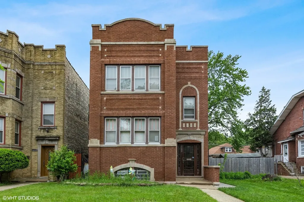 1522 North Austin Boulevard Oak Park IL 60302