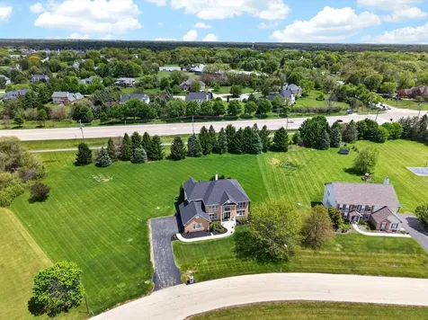 5N915 Baker Hill Court St. Charles IL 60175