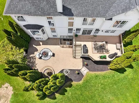 5N915 Baker Hill Court St. Charles IL 60175