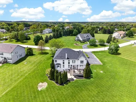 5N915 Baker Hill Court St. Charles IL 60175