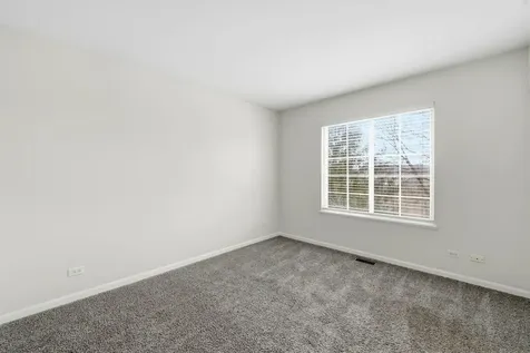171 Monarch Drive Streamwood IL 60107