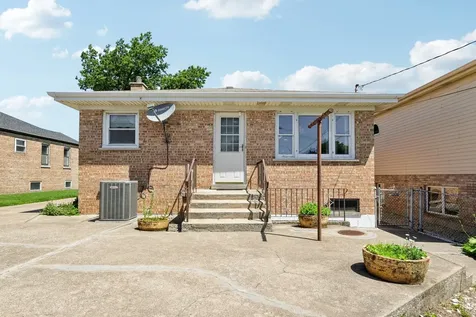 6905 43RD Street Stickney IL 60402