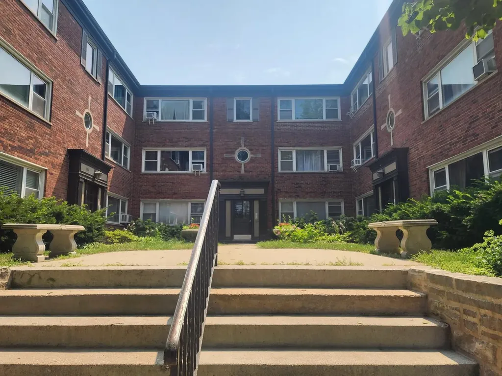 1318 Central Street Evanston IL 60201