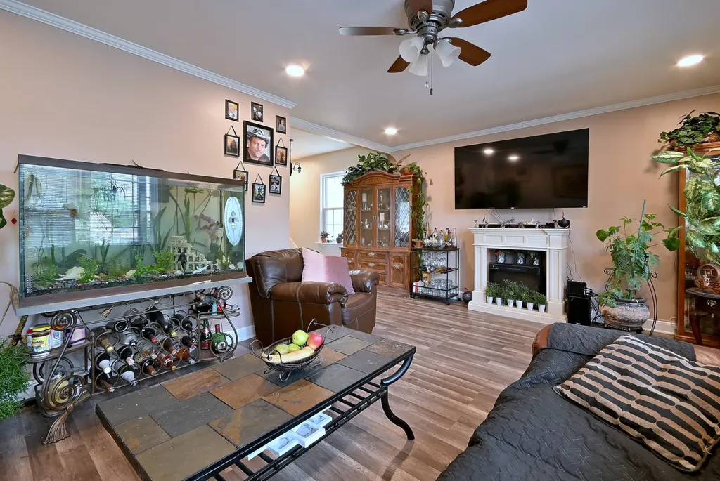 7201 South Wood Street Chicago IL 60636