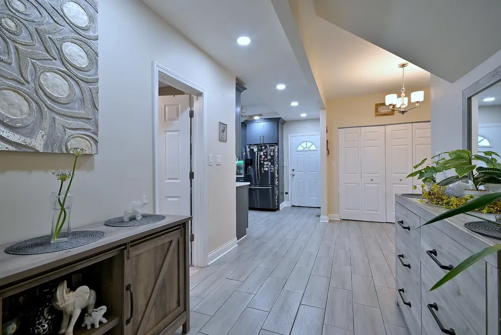7201 South Wood Street Chicago IL 60636