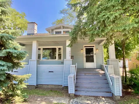 685 East 142nd Street Dolton IL 60419