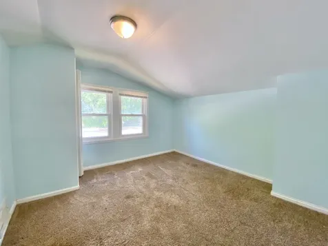685 East 142nd Street Dolton IL 60419