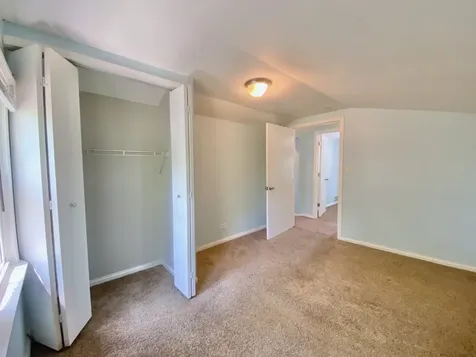 685 East 142nd Street Dolton IL 60419