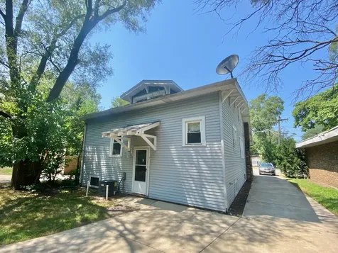 685 East 142nd Street Dolton IL 60419