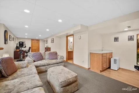 39W664 Terney Lane Geneva IL 60134