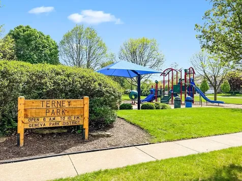 39W664 Terney Lane Geneva IL 60134