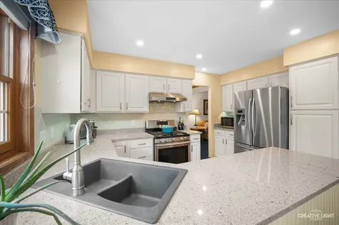 39W664 Terney Lane Geneva IL 60134