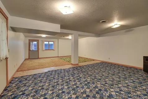 2205 Meadows Drive Sterling IL 61081