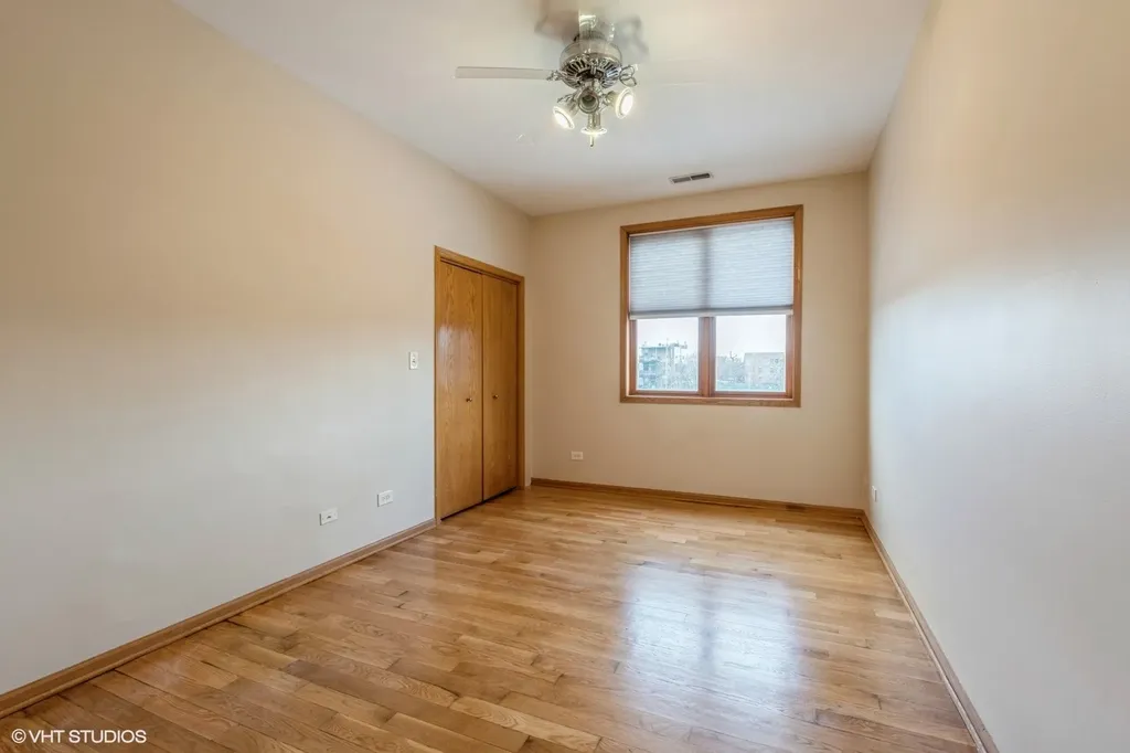 3932 South Lake Park Avenue Chicago IL 60653