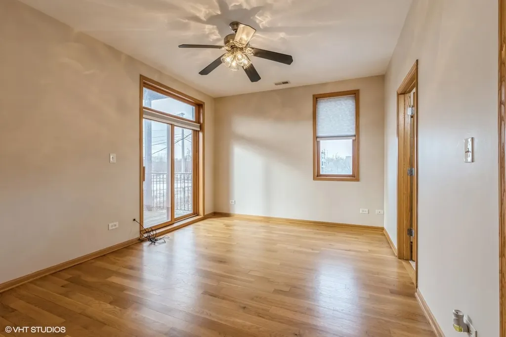 3932 South Lake Park Avenue Chicago IL 60653