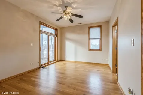 3932 South Lake Park Avenue Chicago IL 60653