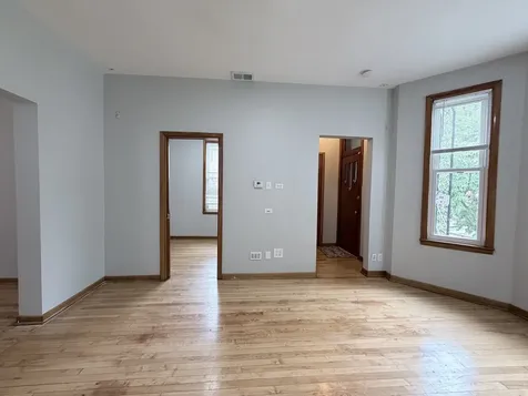 1633 West 38th Street Chicago IL 60609