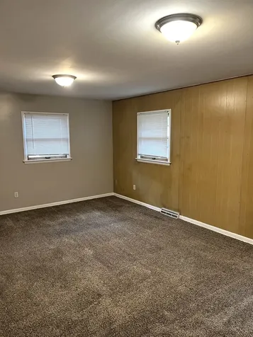 15439 Elm Street South Holland IL 60473