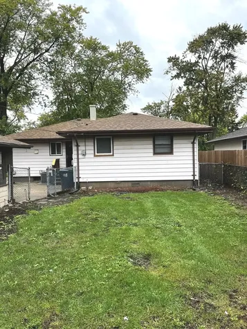 15439 Elm Street South Holland IL 60473