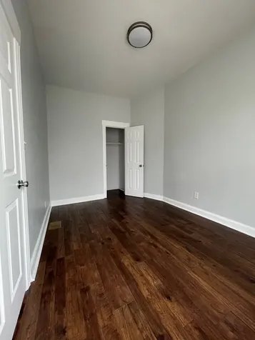 916 West 68th Street W Chicago IL 60621