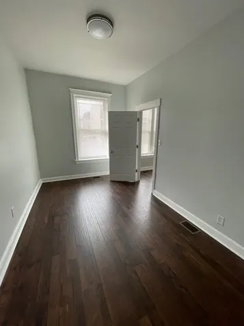 916 West 68th Street W Chicago IL 60621