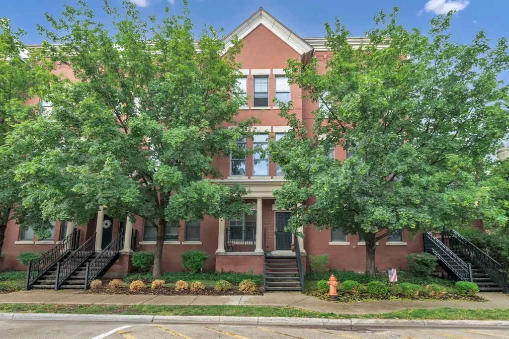 161 South Grove Avenue Elgin IL 60120