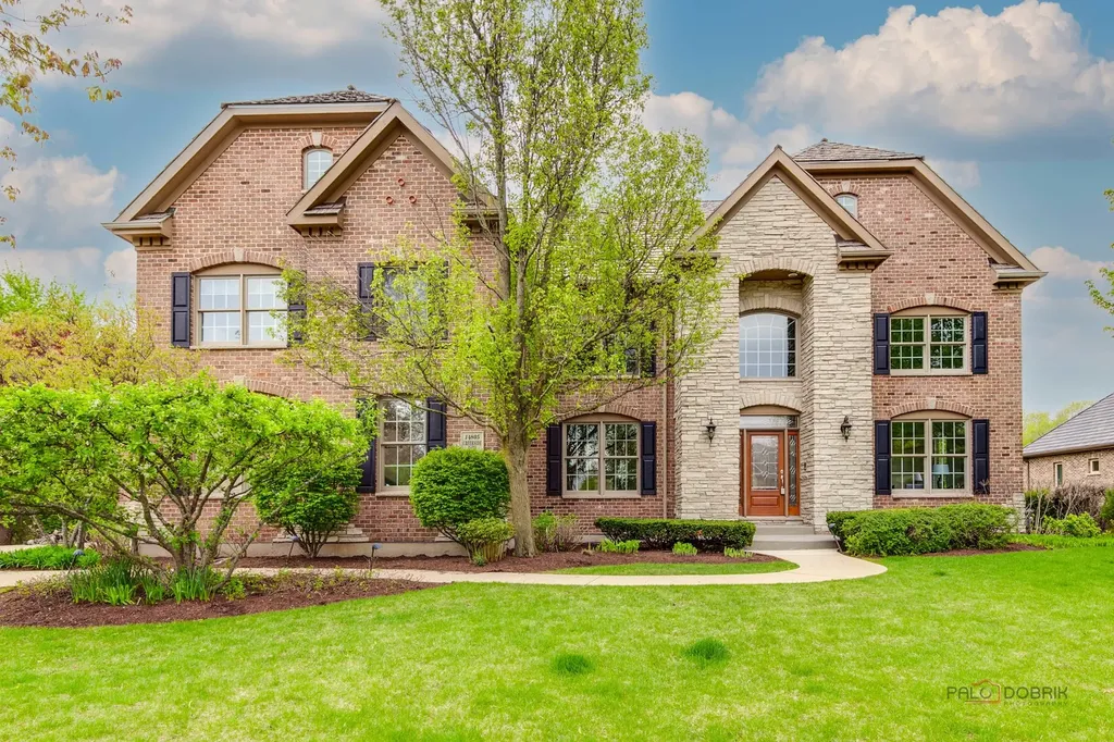 14805 Creekside Path Libertyville IL 60048