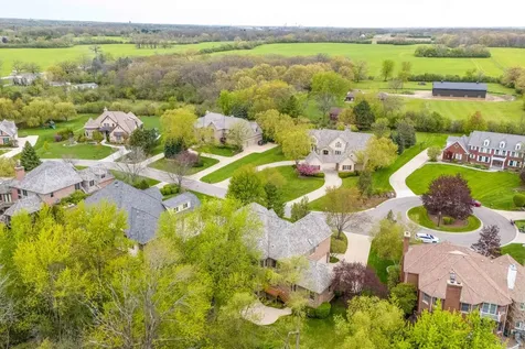 14805 Creekside Path Libertyville IL 60048