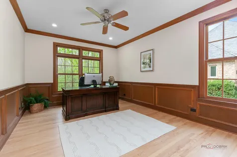 14805 Creekside Path Libertyville IL 60048