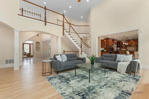 14805 Creekside Path Libertyville IL 60048