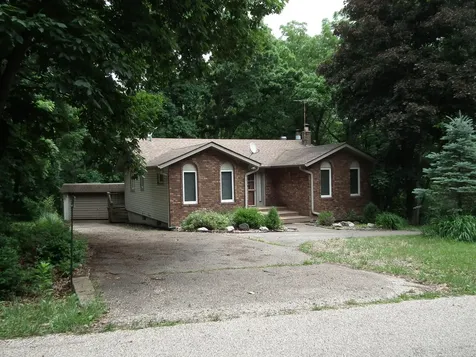 18 Sheridan Drive Putnam IL 61560