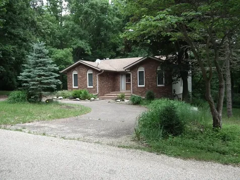 18 Sheridan Drive Putnam IL 61560