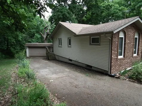 18 Sheridan Drive Putnam IL 61560