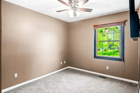 2102 Pacific Avenue Bloomington IL 61701