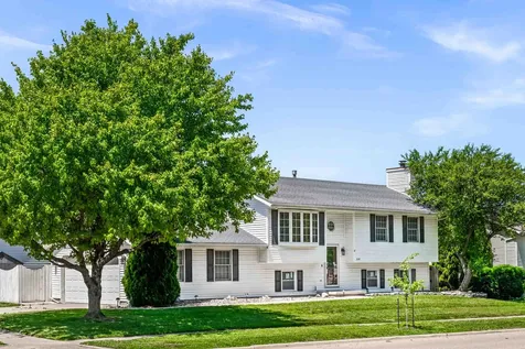 2102 Pacific Avenue Bloomington IL 61701