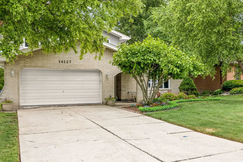 14127 Pheasant Lane Orland Park IL 60467