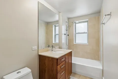 219 North Oak Park Avenue Oak Park IL 60302