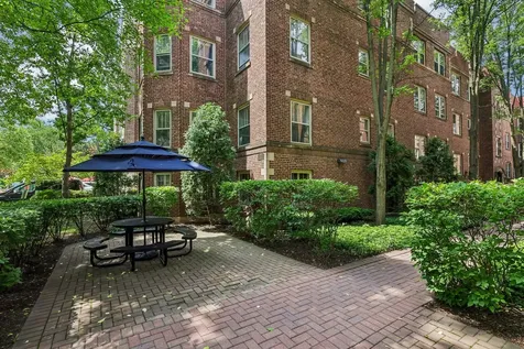 219 North Oak Park Avenue Oak Park IL 60302