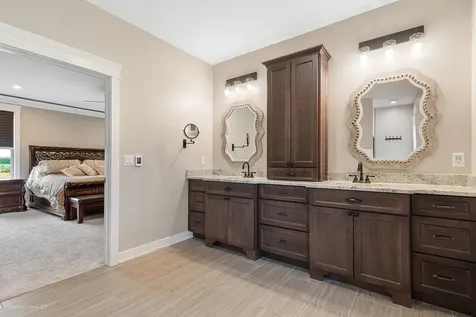 4457 East Minooka Road Minooka IL 60447