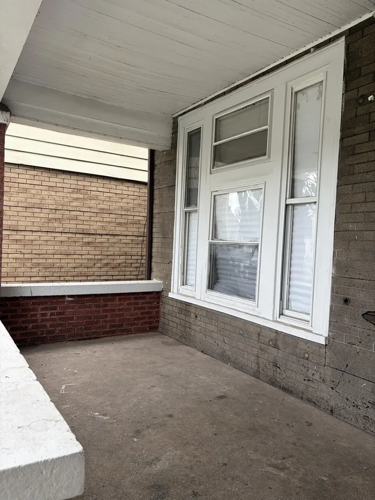 7226 South Peoria Street Chicago IL 60621
