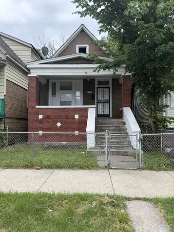 7226 South Peoria Street Chicago IL 60621