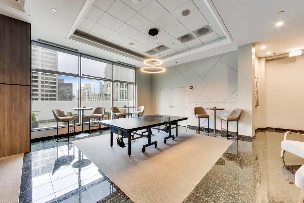 160 East Illinois Street Chicago IL 60611