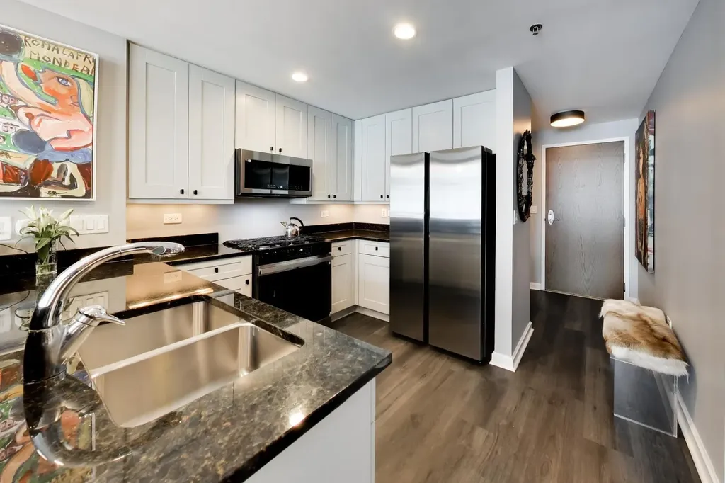 160 East Illinois Street Chicago IL 60611