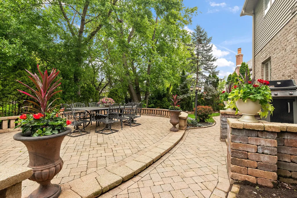 209 Linden Oaks Lane New Lenox IL 60451