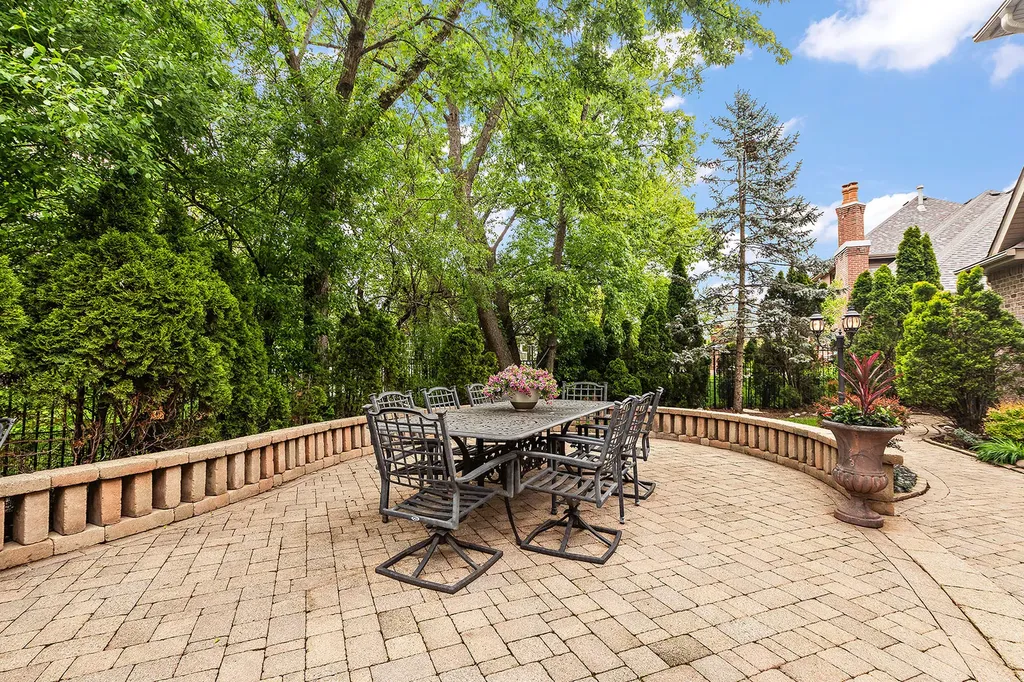 209 Linden Oaks Lane New Lenox IL 60451