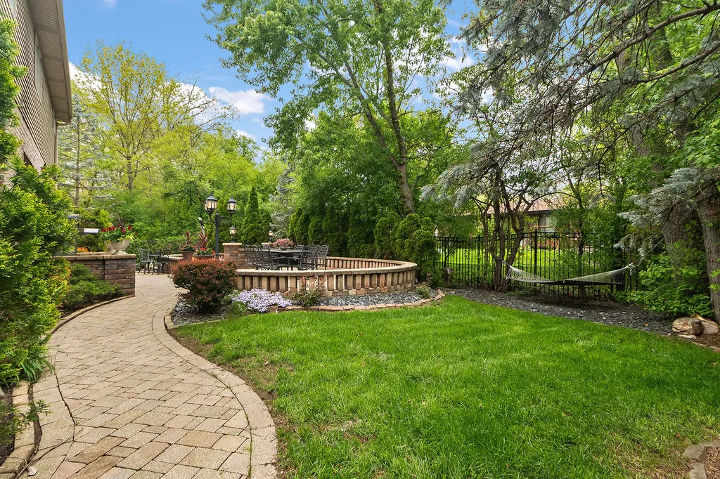 209 Linden Oaks Lane New Lenox IL 60451