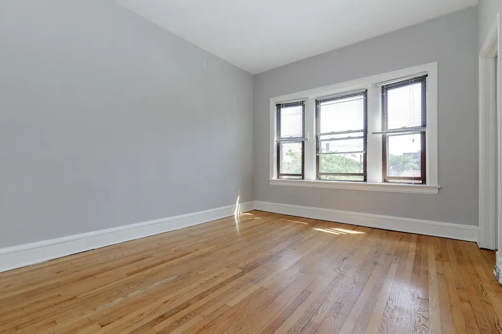 4754 North Lincoln Avenue Chicago IL 60625